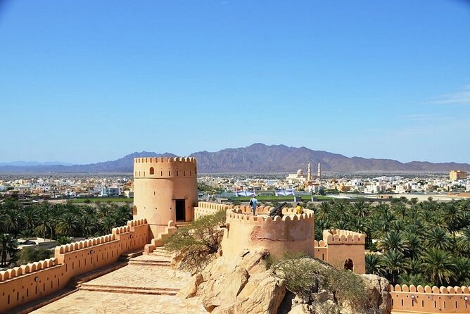 Tour Shahad 4 Days-3 Nights, Oman Tours Package - A four-day slice of Oman with very little wasted time