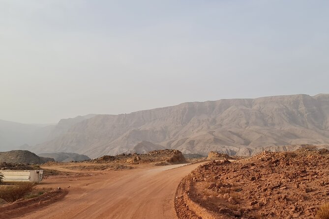 Wadi Al Arbeieen Sinkhole & Fins Beach Swim & Hike - Who will enjoy this day most