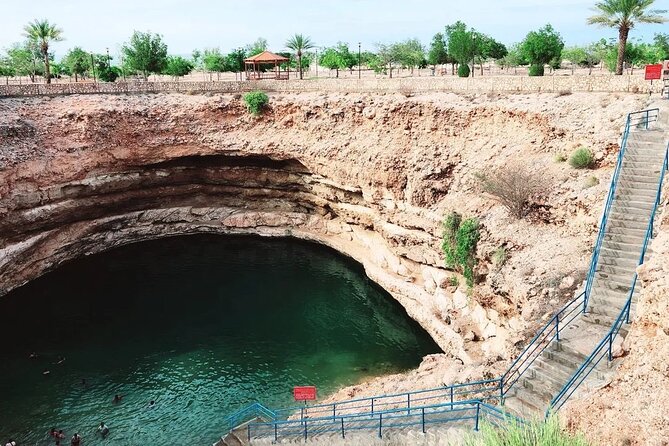 Wadi Shab and Bimmah Sinkhole Private Day Trip+Lunch - Is $135 per person good value?