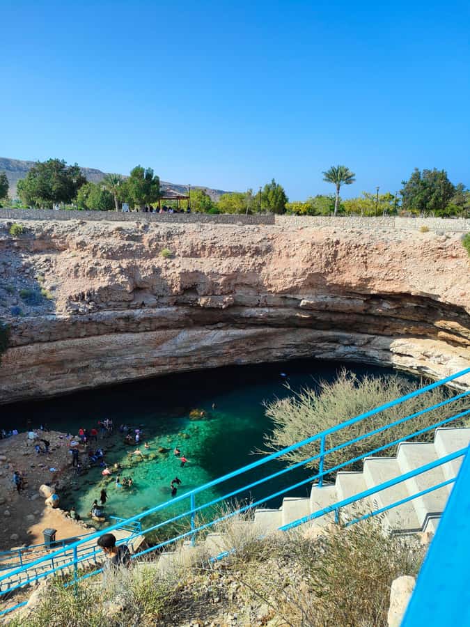 Wadi Shab &Bimmah Sinkhole &Heart shaped Cave &Pebble Beach - Lunch and the coastal photo stops