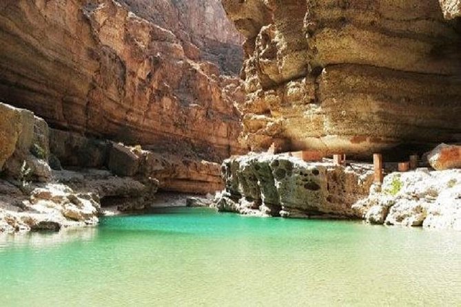 Wadi Shab full day tour - Fins Beach on the return