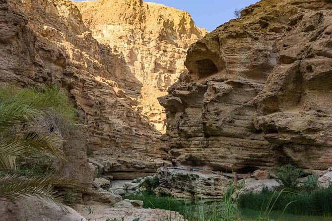 Wadi Shab full day tour (Muscat tours):Oman Shore excursions - Fins Beach on the return route