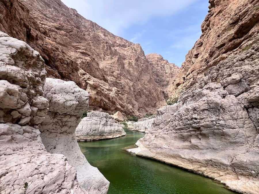 Wadi Shab & Wadi Tiwi : Guided Adventure (Customer Own Car) - Why the private format matters