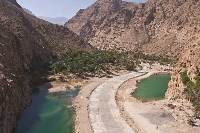 Wadishab and Bhima Sink Hole (Sharing Tours - Two famous water stops from Muscat