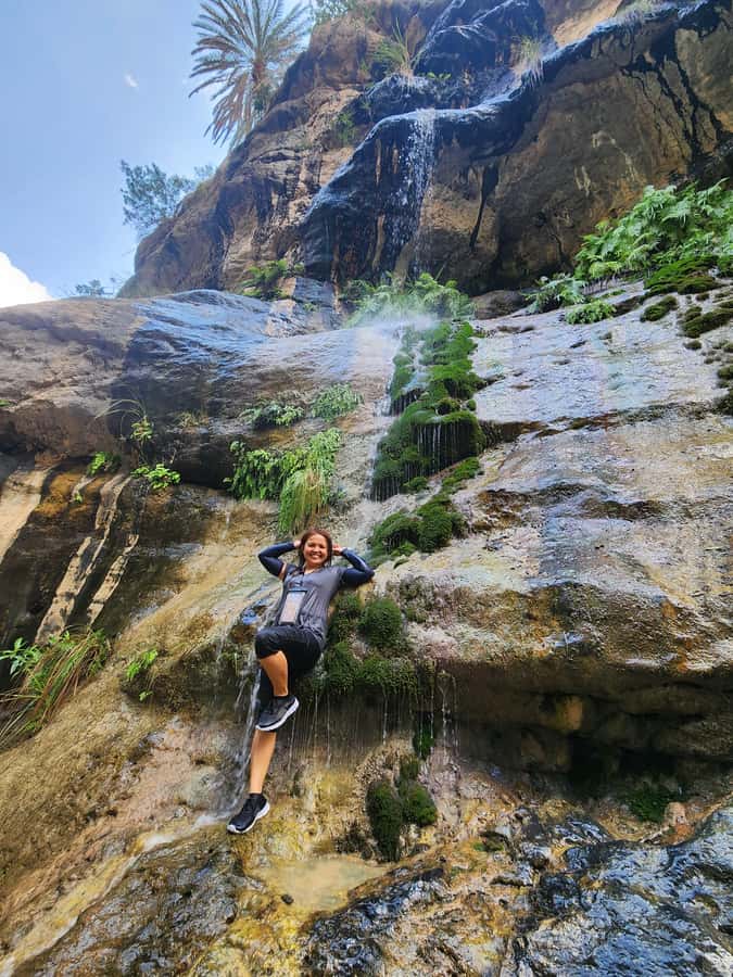 Wahiba Sand and Wadi Bani Khalid Guided Group Tour - Is $220 a fair price?