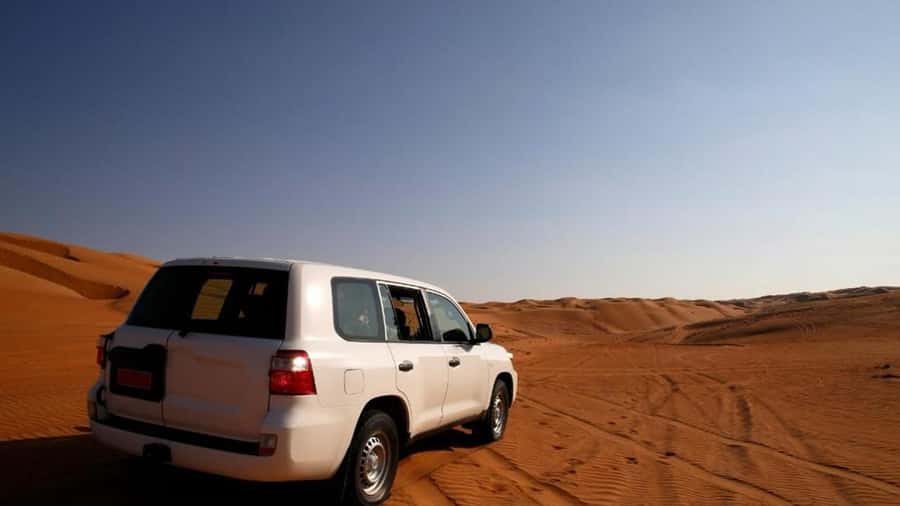 Wahiba Sand and Wadi Bani Khalid Guided Group Tour - What to pack for heat, water, and sand