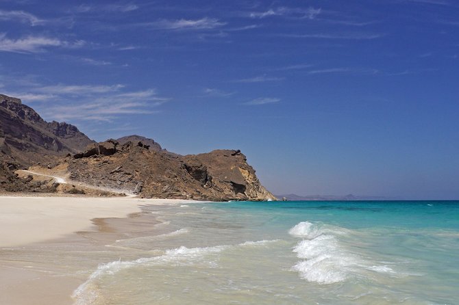 West Coast Mountains and Beaches (Fazayah beach + Shaat cliff) - Why this west coast day works so well