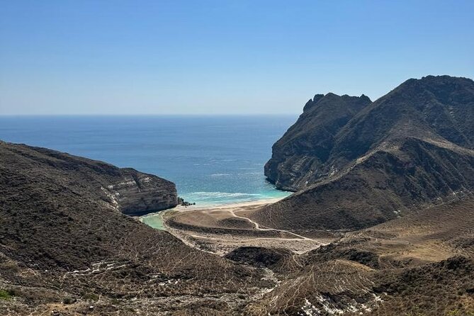 West Salalah Tour by VisitSalalah - Nabi Ayoub and the view from the Jebel